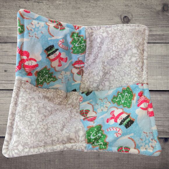Microwave Bowl Cozy, Patchwork Christmas Snowmen and Snowflakes, Soup Bowl Cozy - Picture 1 of 5